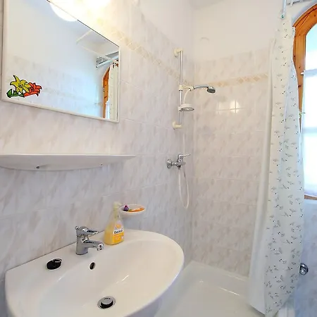 Apartment Apartment Balatonmariafuerdo 4