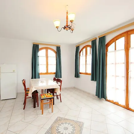 Apartment Balatonmariafuerdo 4 Apartmán Balatonkeresztúr